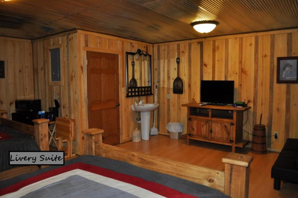 Hotel Diamonds Old West Murfreesboro Zewnętrze zdjęcie
