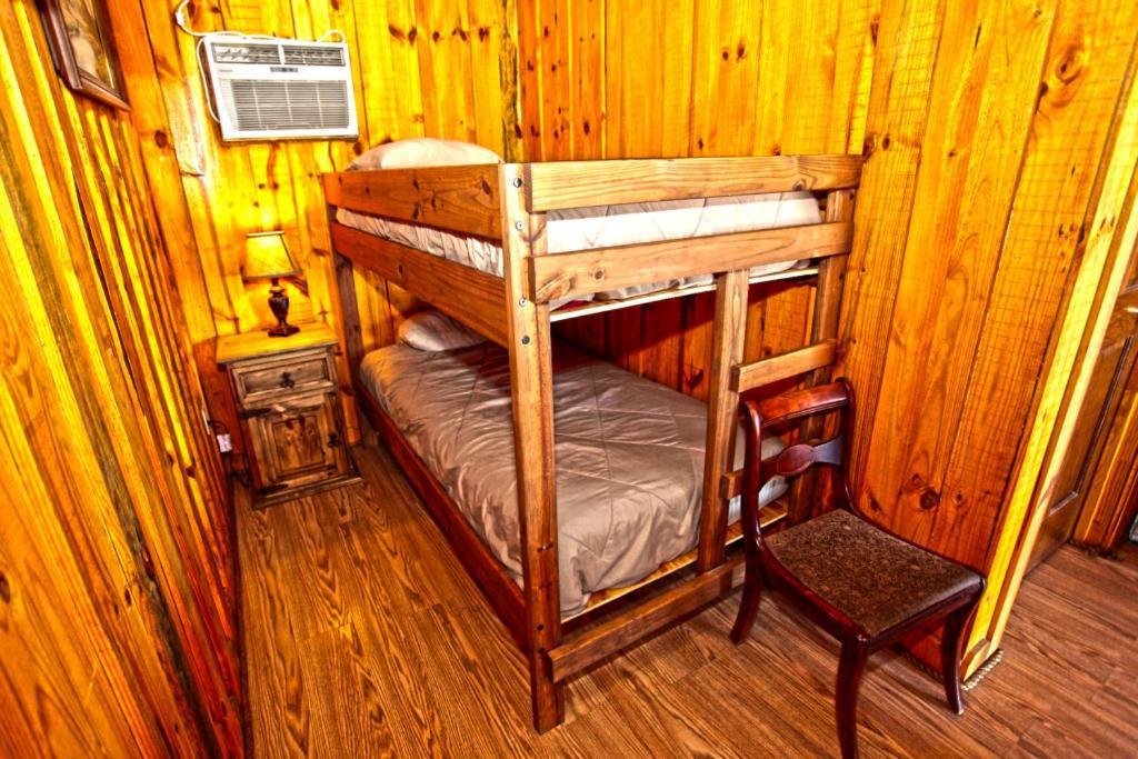 Hotel Diamonds Old West Murfreesboro Zewnętrze zdjęcie