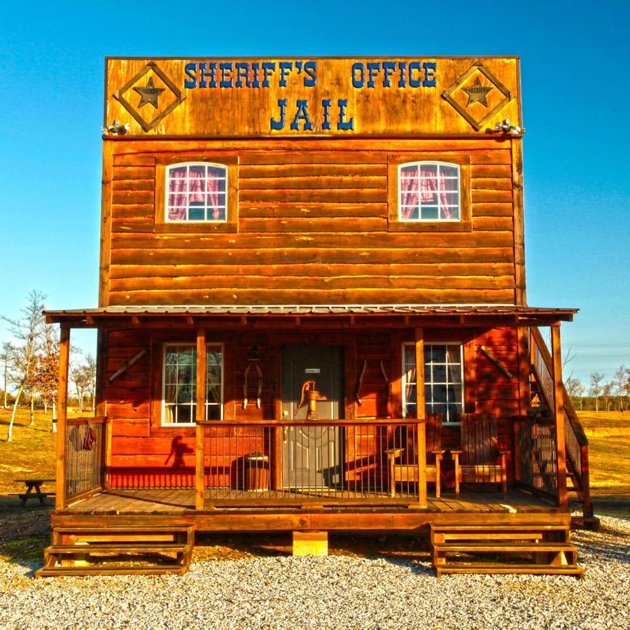 Hotel Diamonds Old West Murfreesboro Zewnętrze zdjęcie