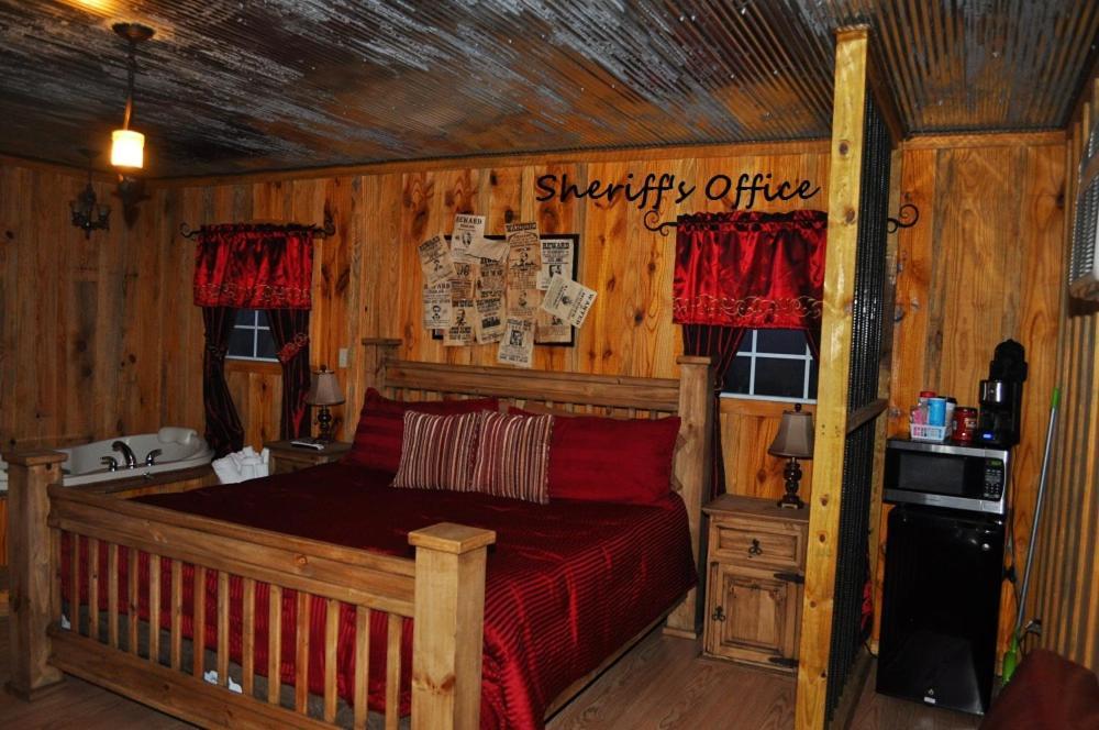 Hotel Diamonds Old West Murfreesboro Zewnętrze zdjęcie